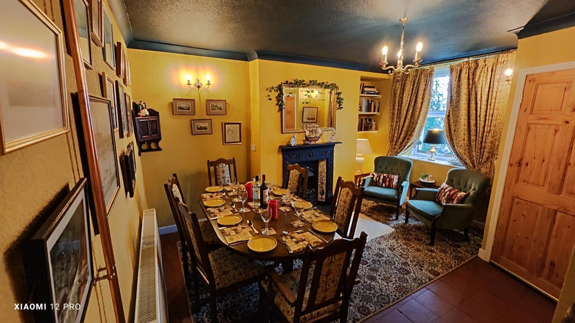 Fantastic Sea Views At Century'S Old Alma'S Cottage - Sleeps Up To 8 Guests Penmaen-mawr Esterno foto