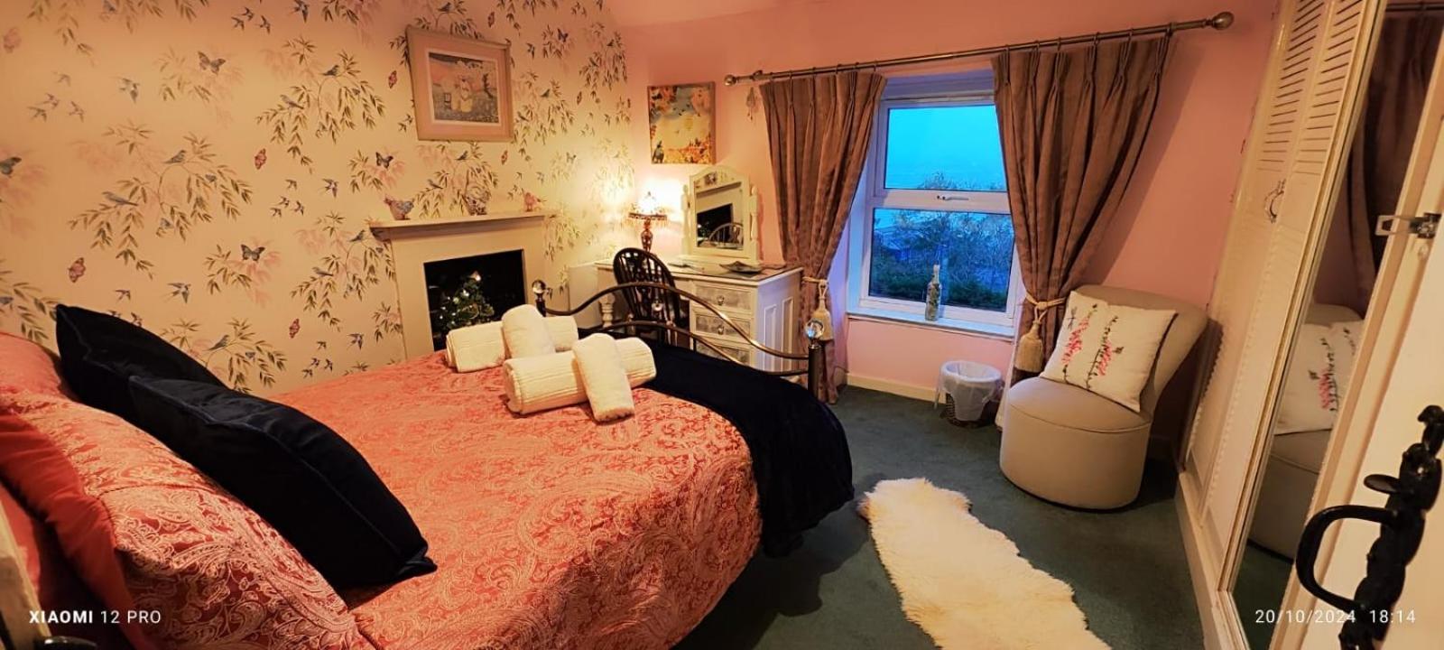 Fantastic Sea Views At Century'S Old Alma'S Cottage - Sleeps Up To 8 Guests Penmaen-mawr Esterno foto
