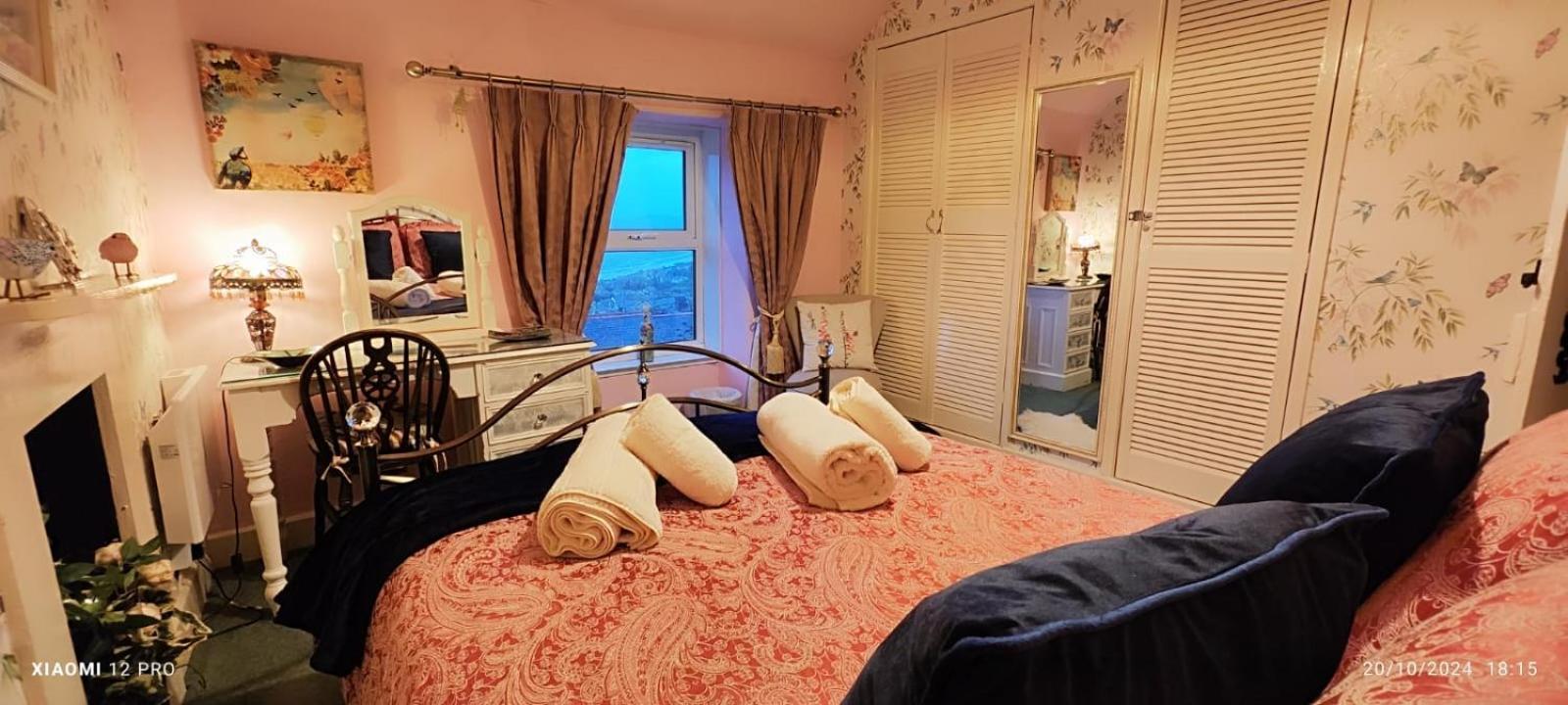 Fantastic Sea Views At Century'S Old Alma'S Cottage - Sleeps Up To 8 Guests Penmaen-mawr Esterno foto